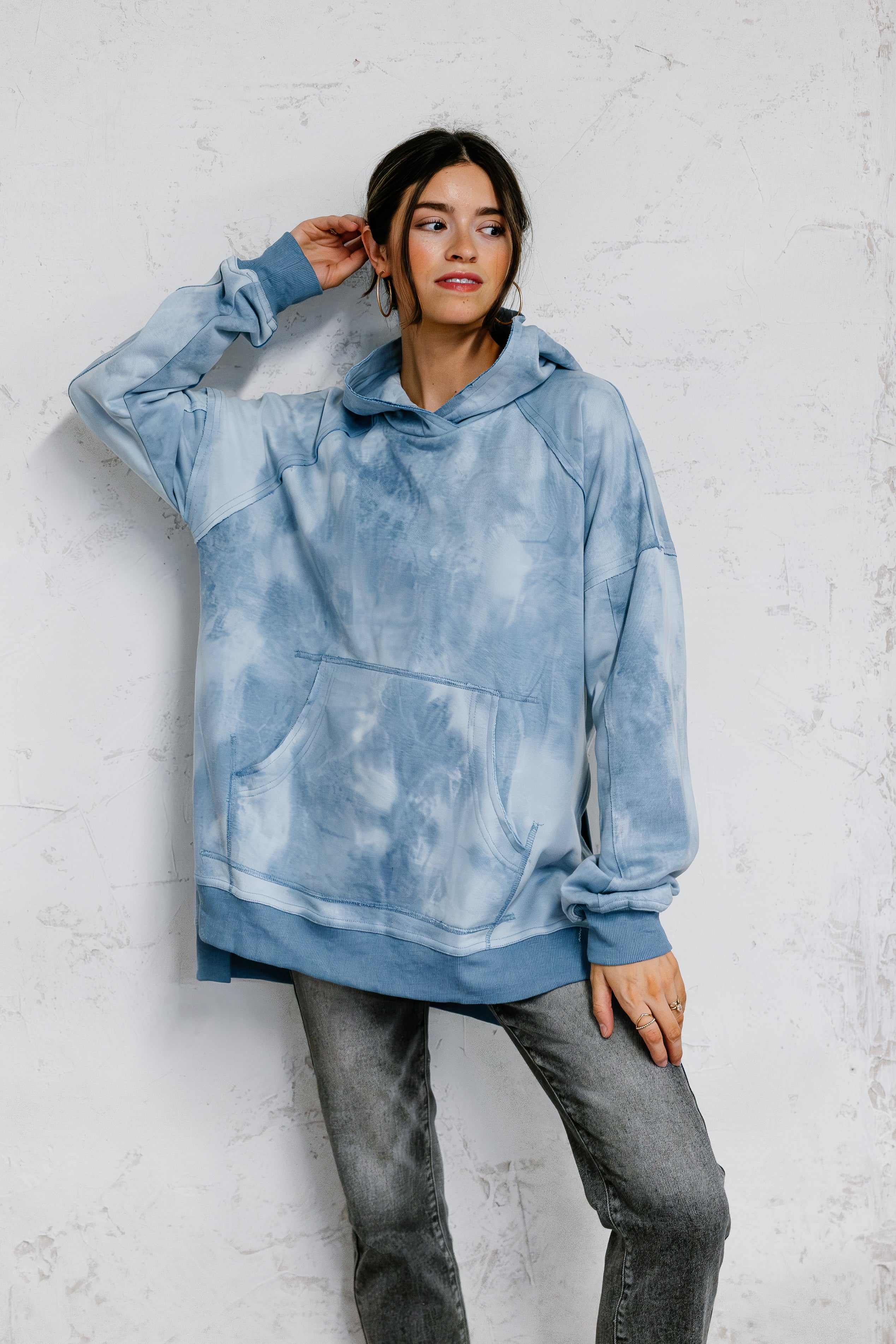 Carly Sweatshirt - BLUE - willows clothing SWEATSHIRT