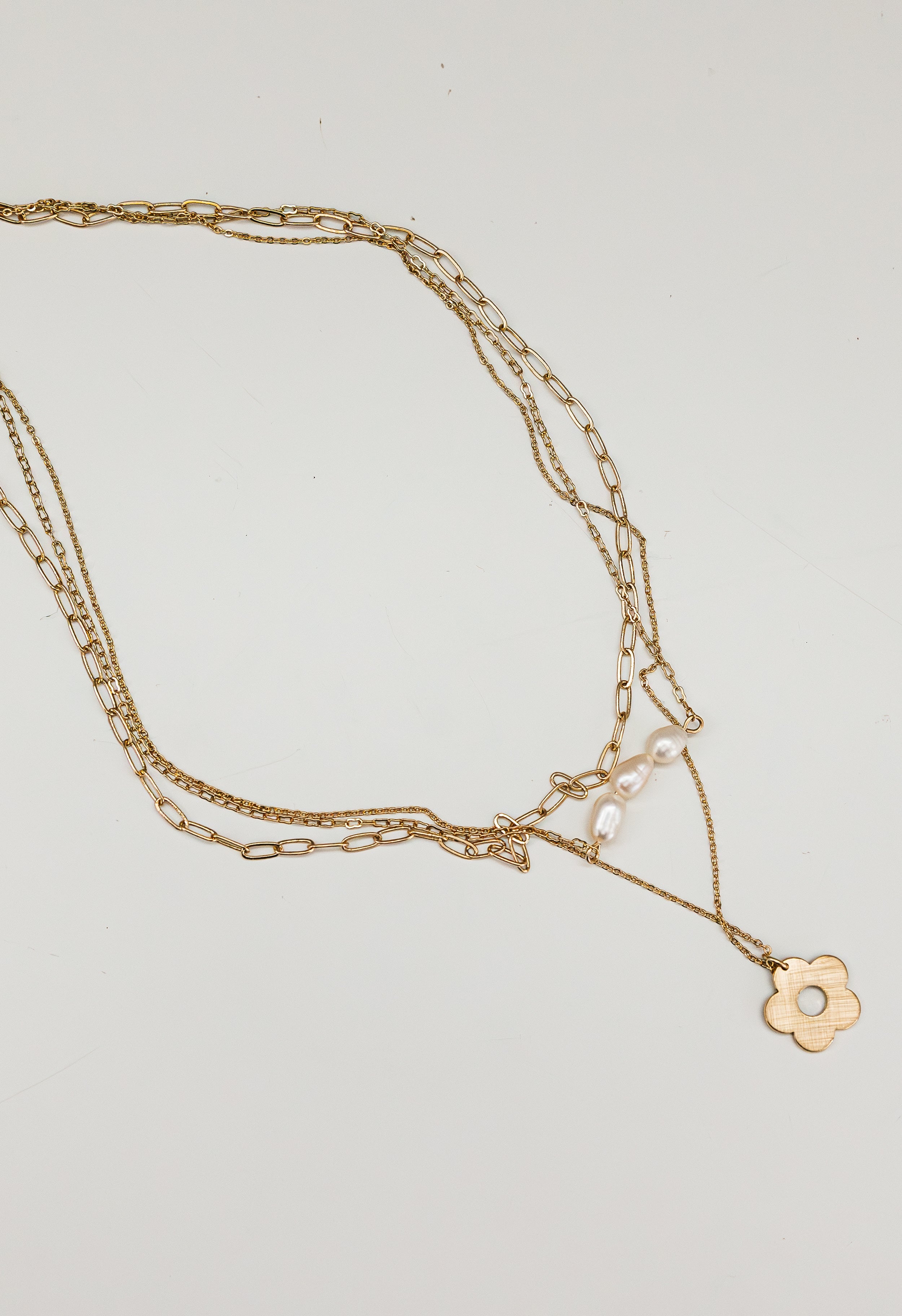 Flower Power Necklace - GOLD - willows clothing NECKLACES