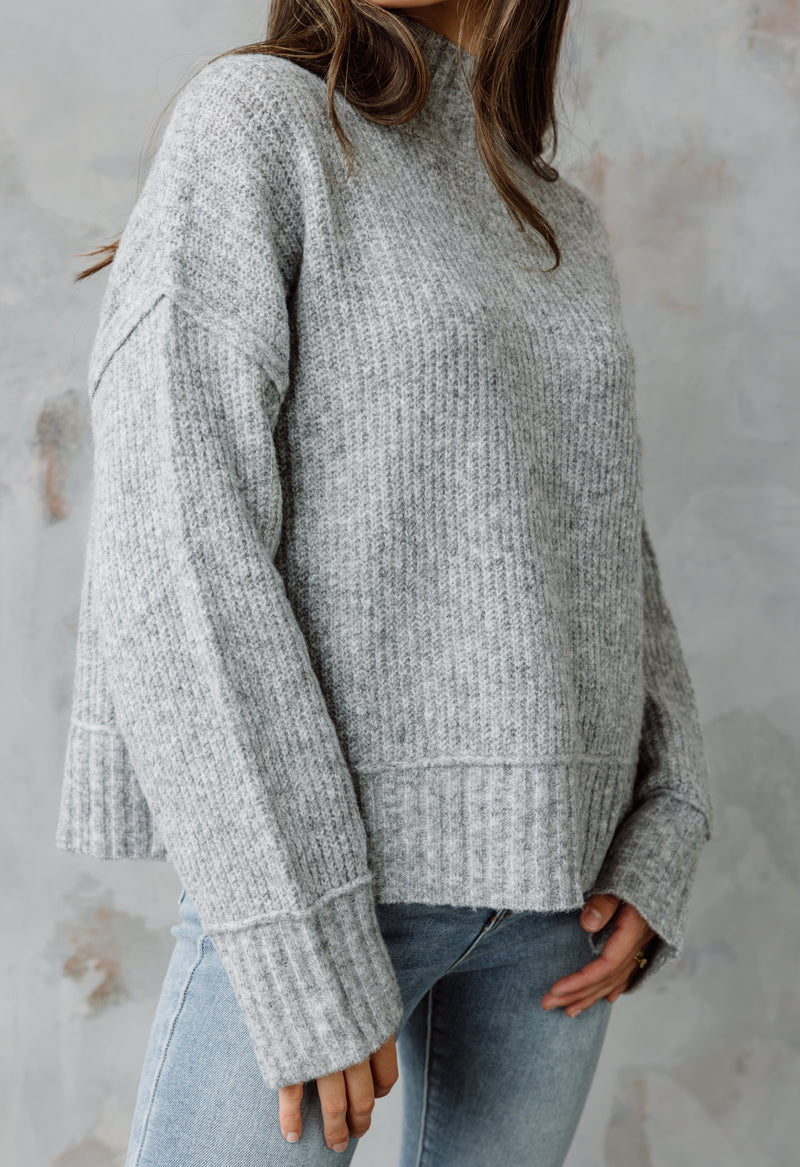 Mellow Sweater - LIGHT GREY - willows clothing SWEATER