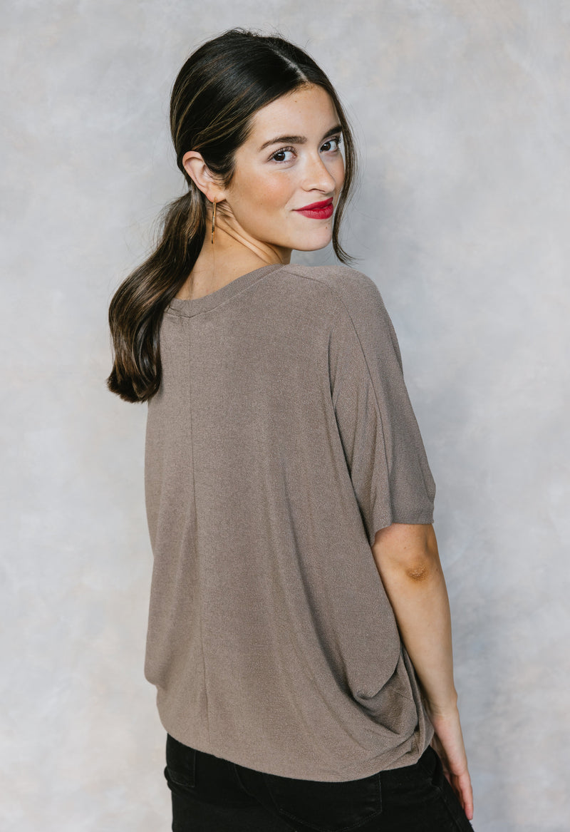 Ridge V-Neck Tee - MUSHROOM - willows clothing S/S Shirt