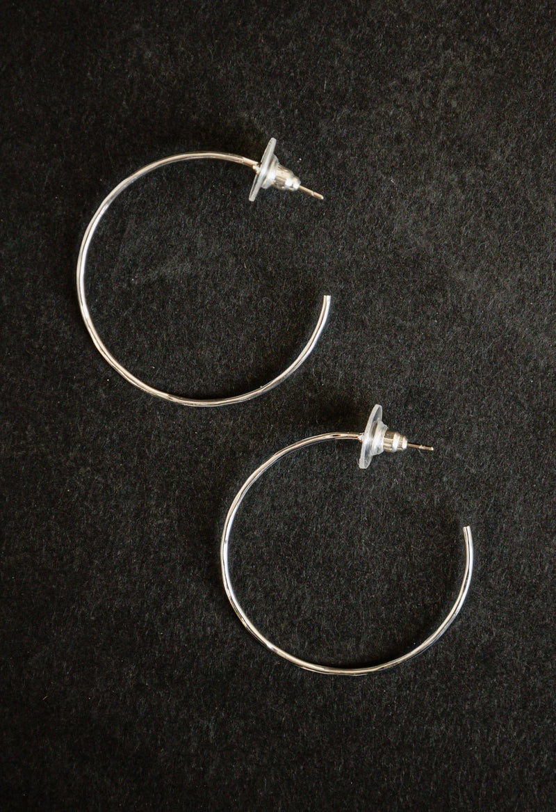 Thin Hammered Hoop Earring - SILVER - willows clothing EARRINGS