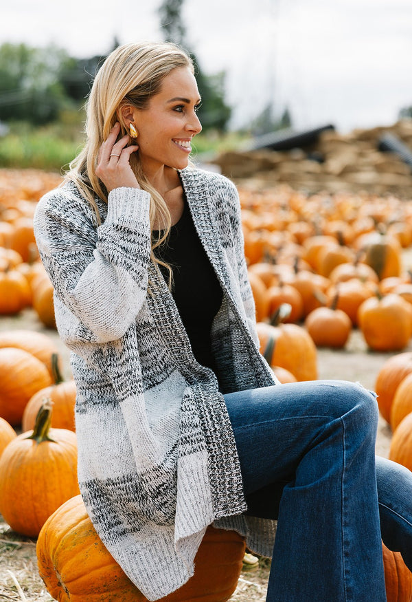 Touch The Sky Cardigan - BLACK - willows clothing Cardigan