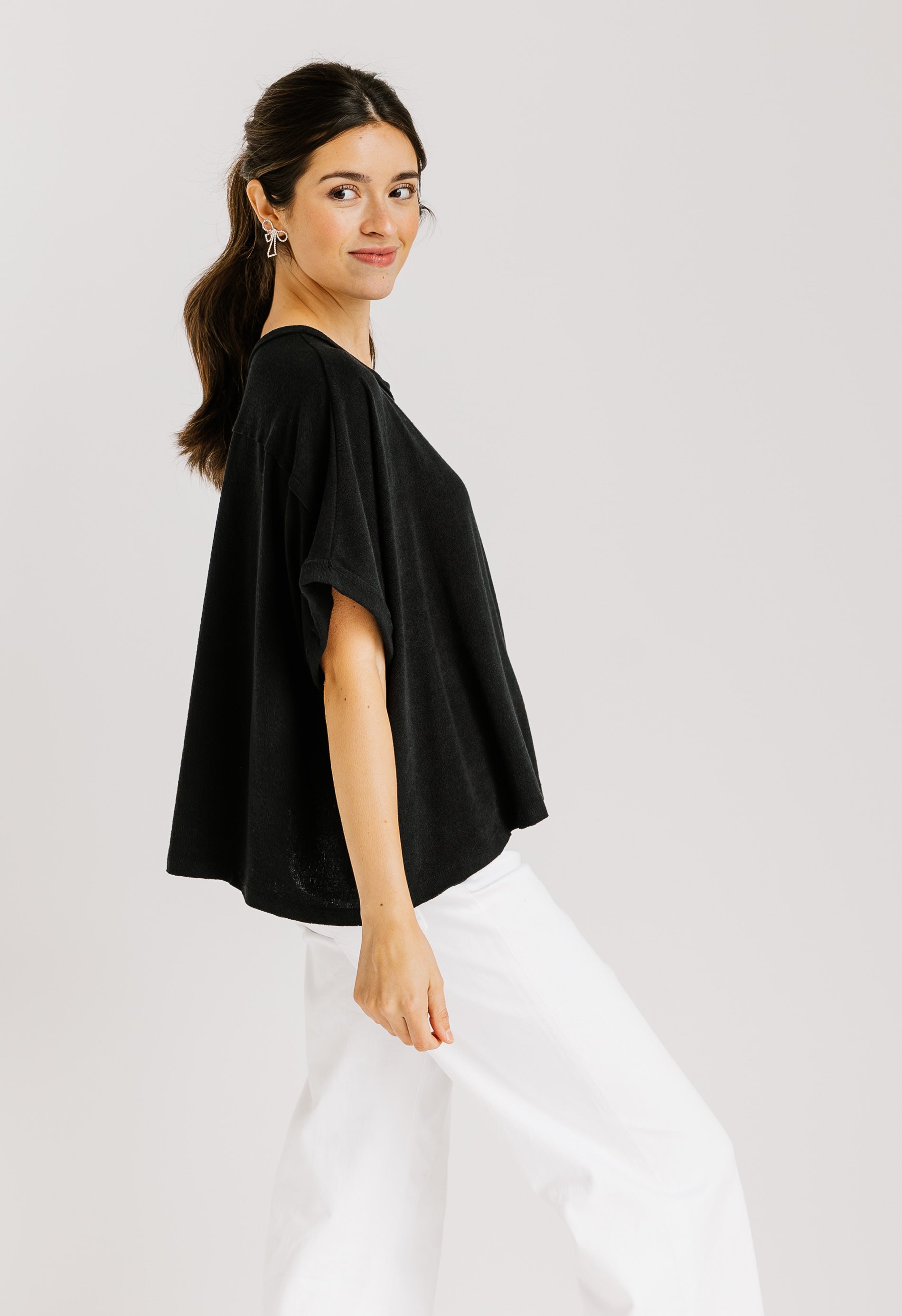 Trista Tee - BLACK - willows clothing S/S Shirt